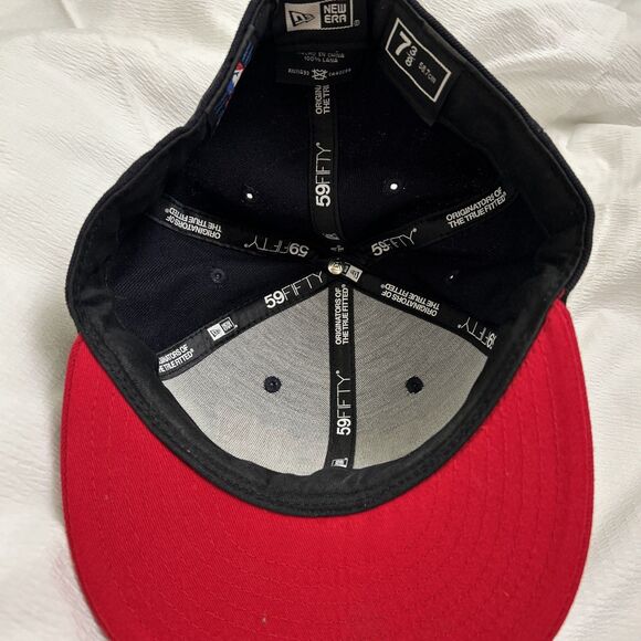 MLB Boston Red Sox Rare Boston Skyline Fitted Cap Hat NWT Mint Size 7 3/8 - Picture 3 of 4